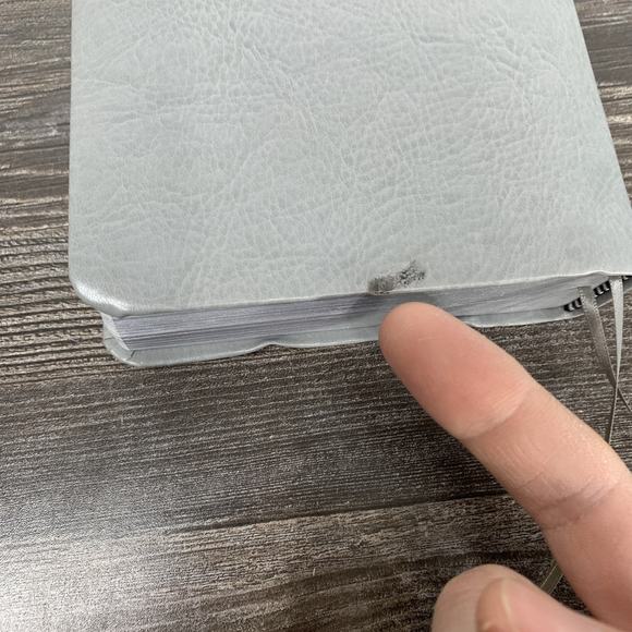 New World Translation of the Holy Scriptures, 2013 Watch Tower Compact Jehovahs - Picture 4 of 12